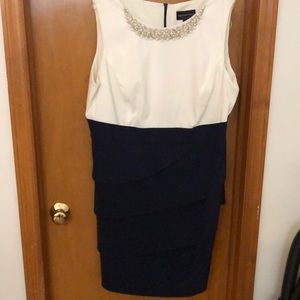 Short dress - worn once
